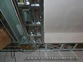 Система воздушного отопления Антарес-Комфорт :: Прокладка подающих воздуховодов в подвисном потолке
